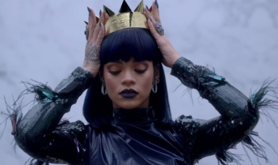 Makna Lagu Love On The Brain – Rihanna