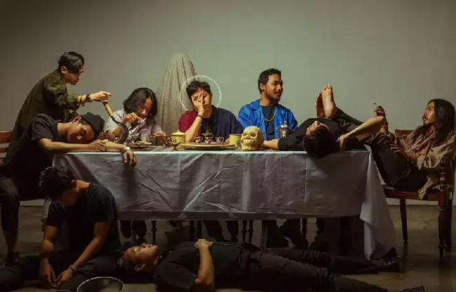 Review Makna Lagu Peradaban – .Feast: Manusia yang Rusak