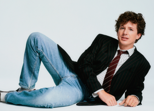 Berita Musik Charlie Puth Rilis Album Whatevers Clever